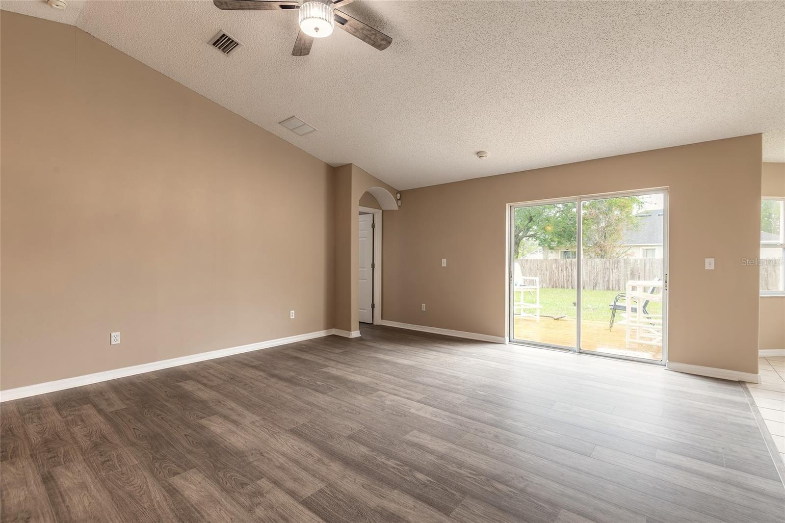 6 ROXBORO DR, PALM COAST, FL, 32164