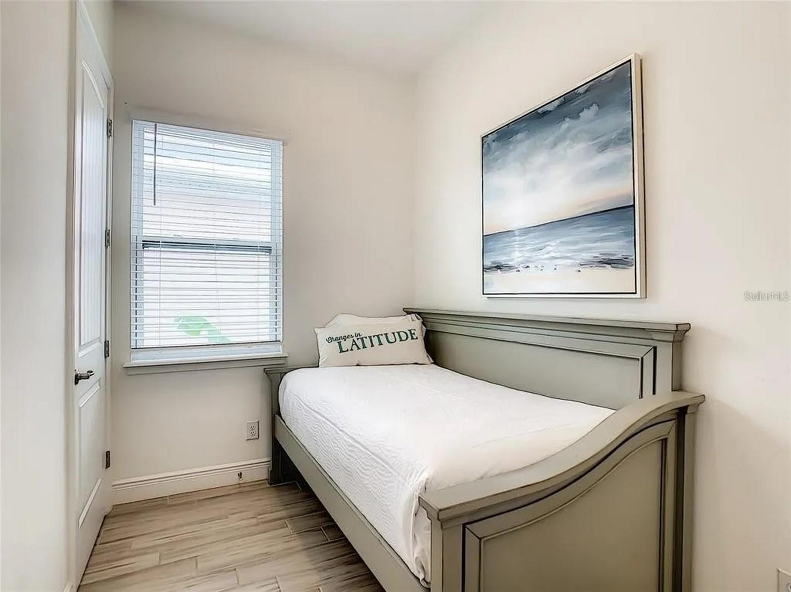 8037 LOST SHAKER LN, KISSIMMEE, FL, 34747