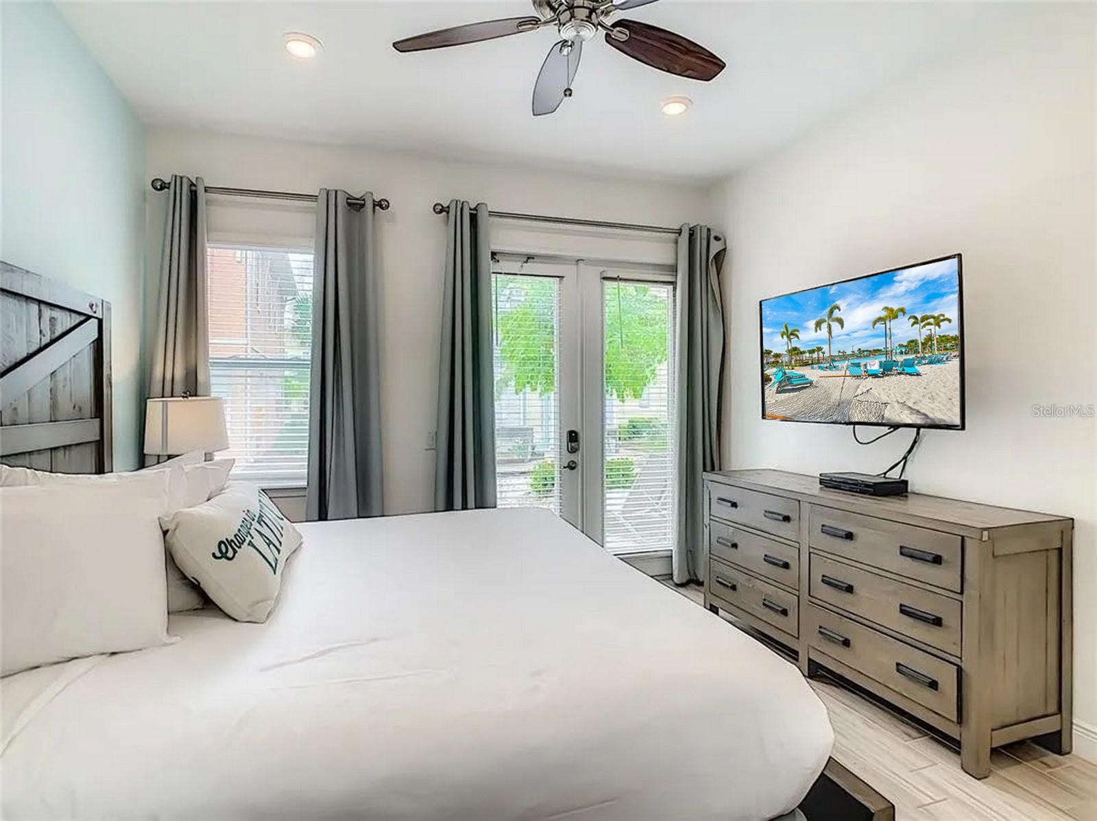 8037 LOST SHAKER LN, KISSIMMEE, FL, 34747