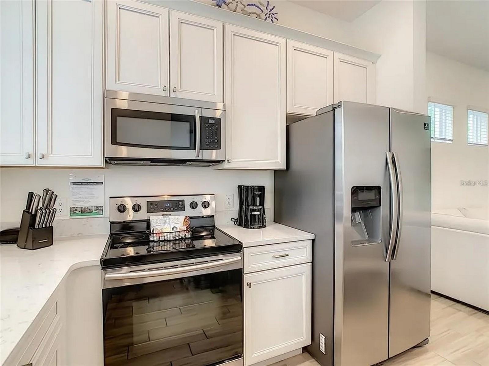 8037 LOST SHAKER LN, KISSIMMEE, FL, 34747