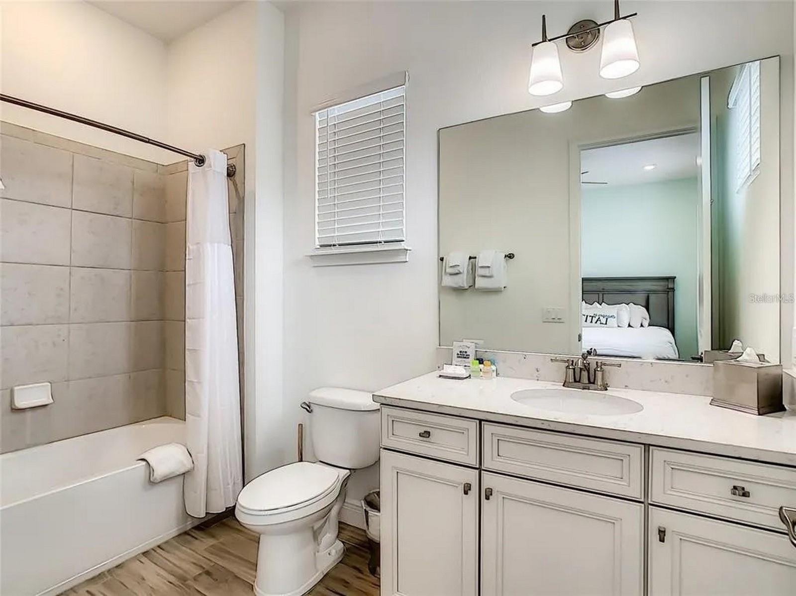 8037 LOST SHAKER LN, KISSIMMEE, FL, 34747