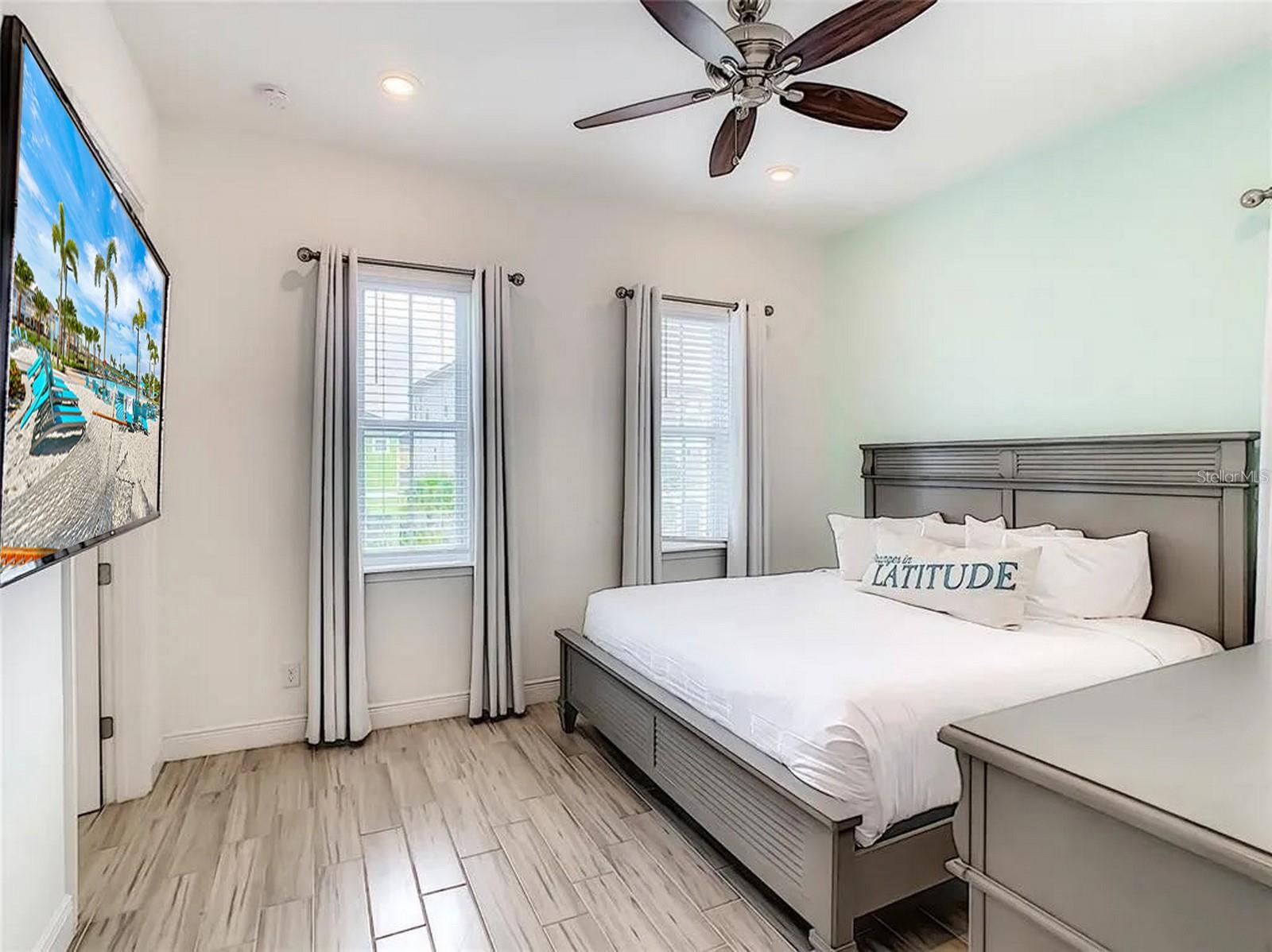 8037 LOST SHAKER LN, KISSIMMEE, FL, 34747