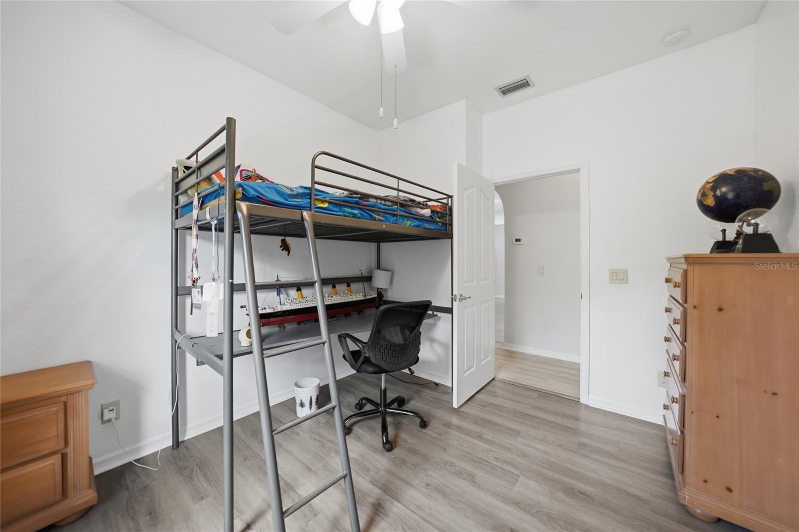 1691 S CHAMBERLAIN BLVD, NORTH PORT, FL, 34286