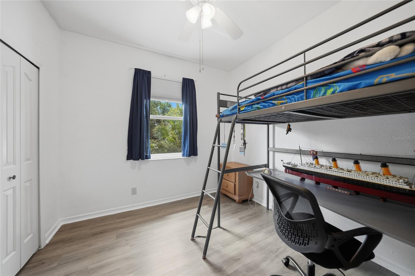 1691 S CHAMBERLAIN BLVD, NORTH PORT, FL, 34286