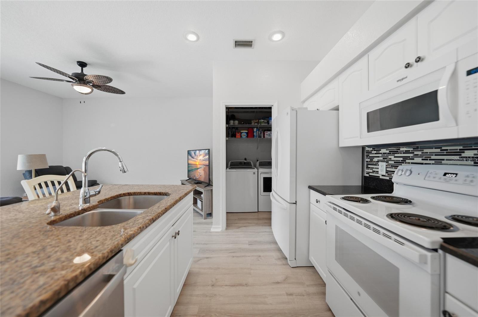 1691 S CHAMBERLAIN BLVD, NORTH PORT, FL, 34286