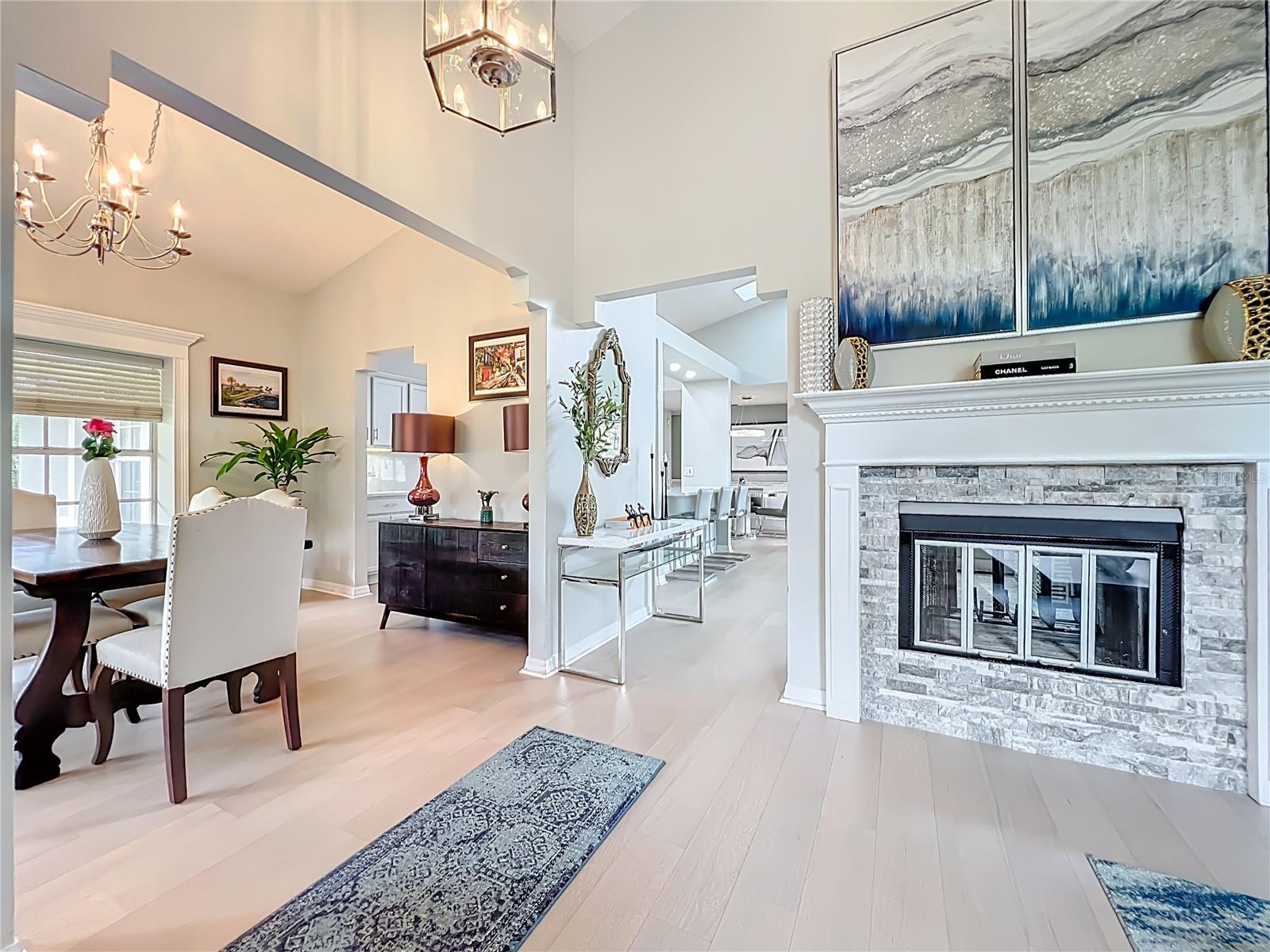 200 COLONIAL LN, LONGWOOD, FL, 32750