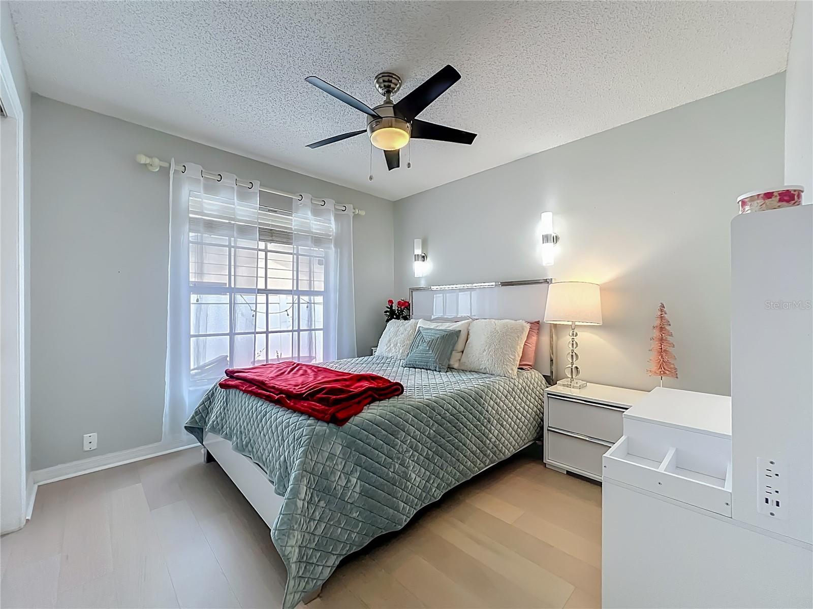 200 COLONIAL LN, LONGWOOD, FL, 32750