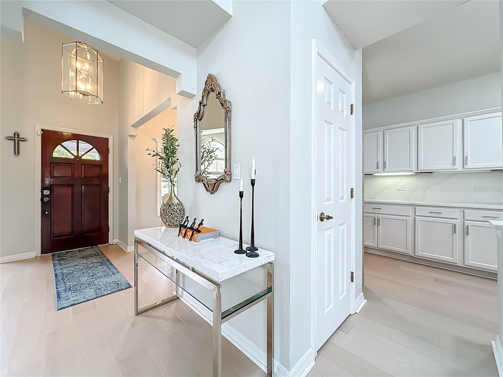 200 COLONIAL LN, LONGWOOD, FL, 32750