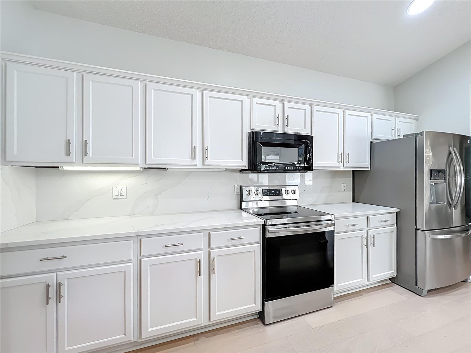 200 COLONIAL LN, LONGWOOD, FL, 32750