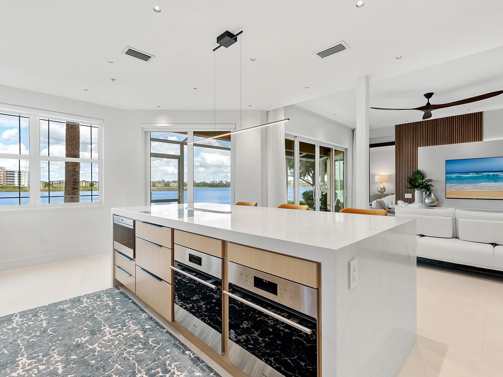 6427 MOORINGS POINT CIR #101, LAKEWOOD RANCH, FL, 34202