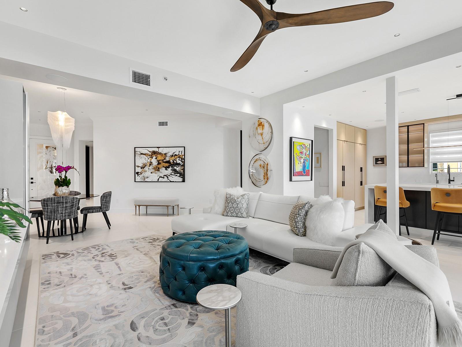 6427 MOORINGS POINT CIR #101, LAKEWOOD RANCH, FL, 34202