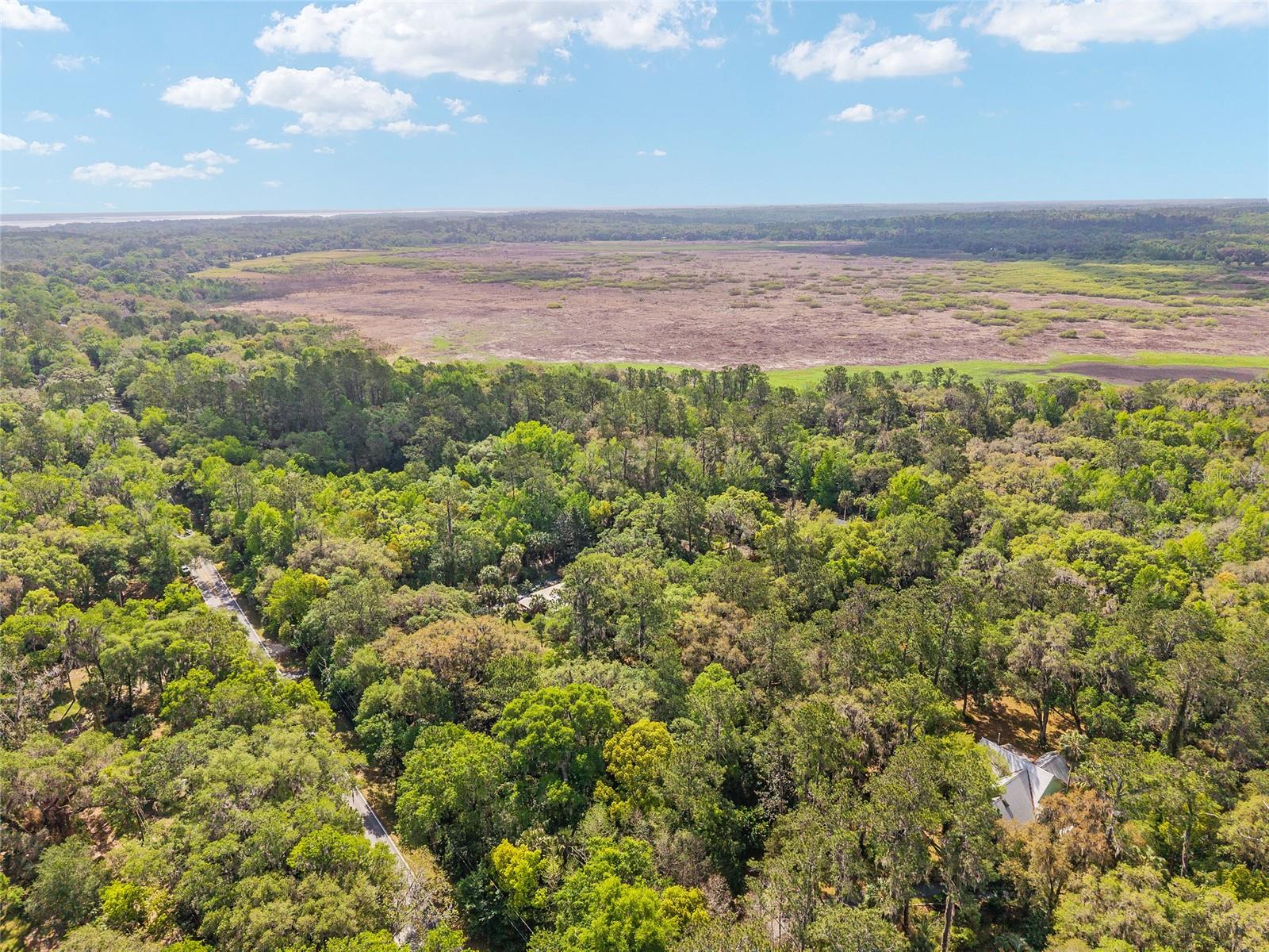227 SE TUSCAWILLA RD, MICANOPY, FL, 32667
