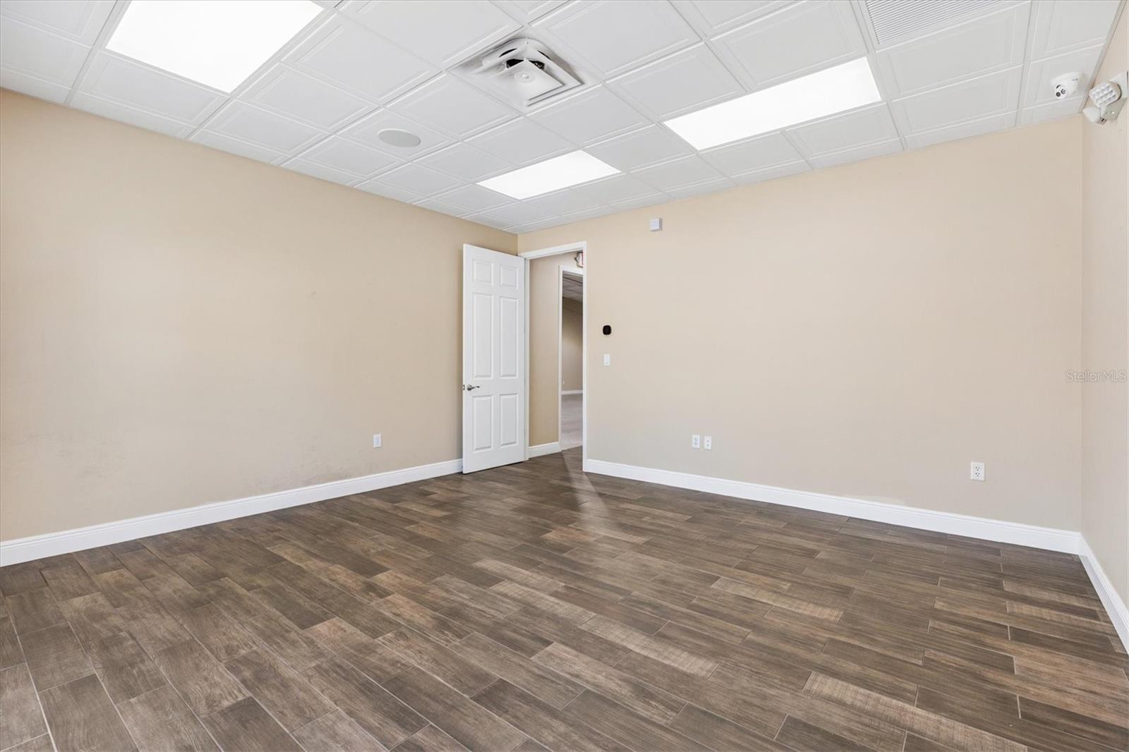 1818 GREENLEAF LN, LEESBURG, FL, 34748