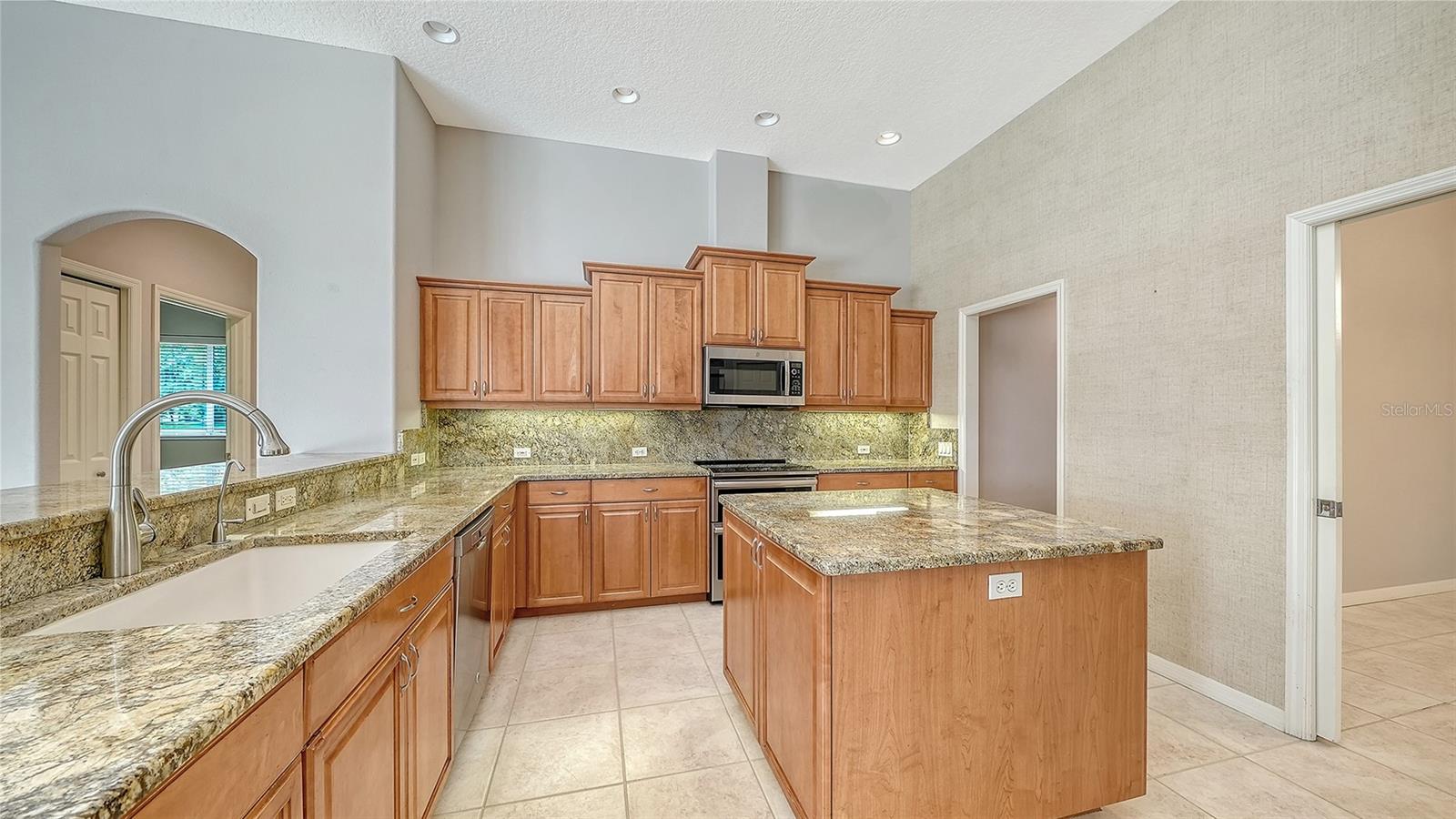 7454 PAUROTIS CT, SARASOTA, FL, 34241