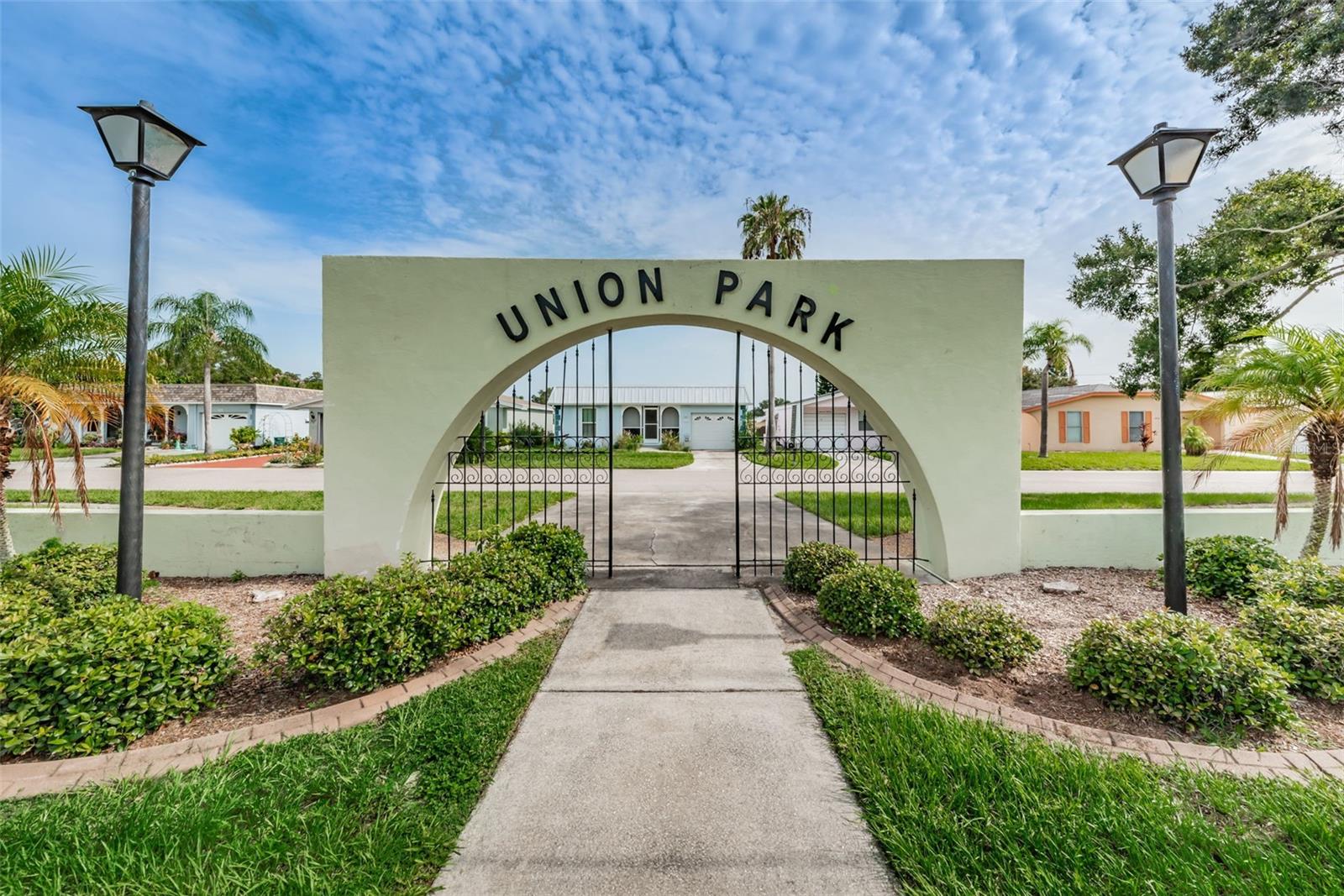 1000 CRANE CT, DUNEDIN, FL, 34698
