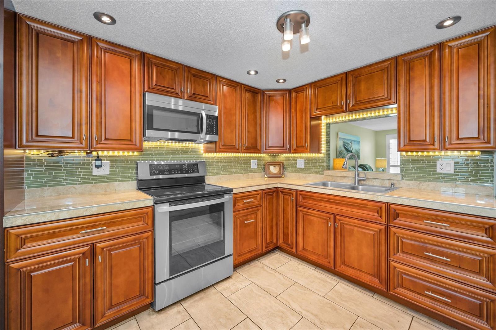 1000 CRANE CT, DUNEDIN, FL, 34698