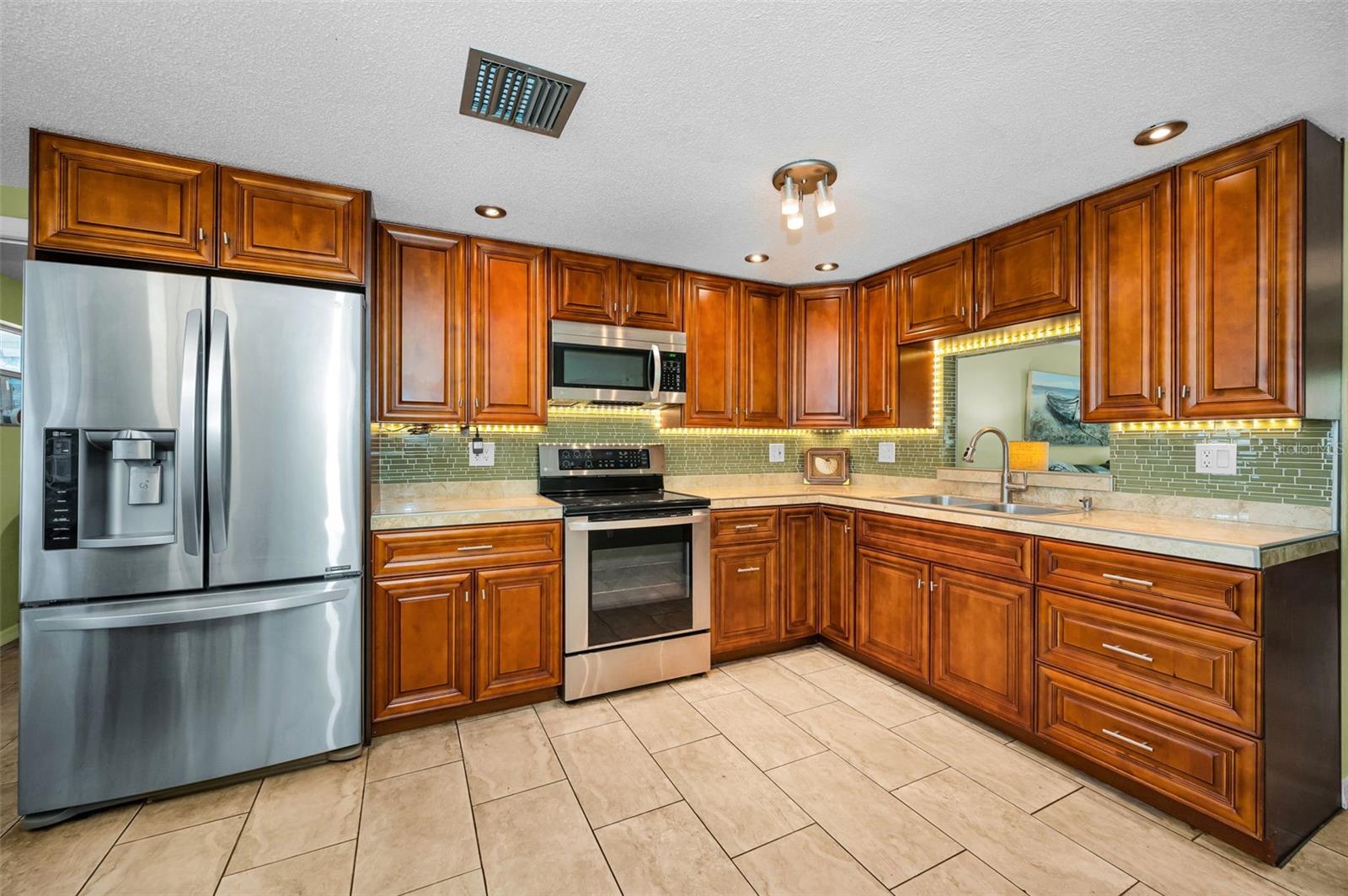 1000 CRANE CT, DUNEDIN, FL, 34698