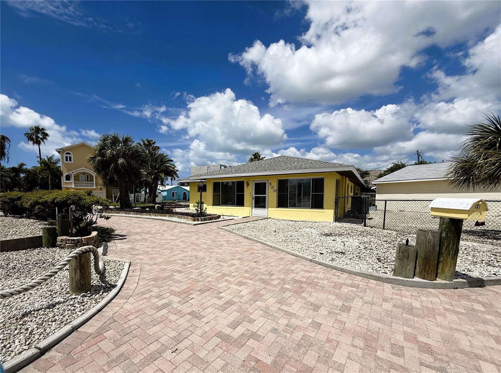 500 140TH AVE E, MADEIRA BEACH, FL, 33708