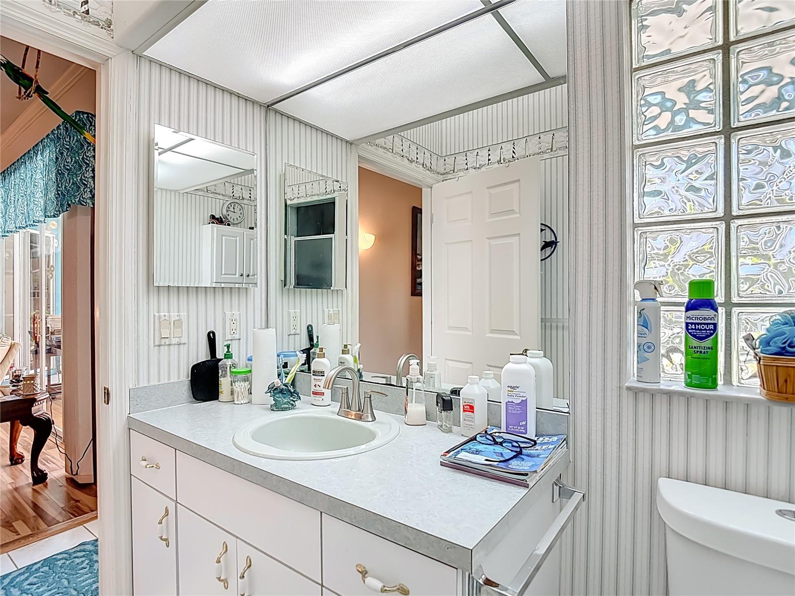 8410 MAYBELLE DR, WEEKI WACHEE, FL, 34613