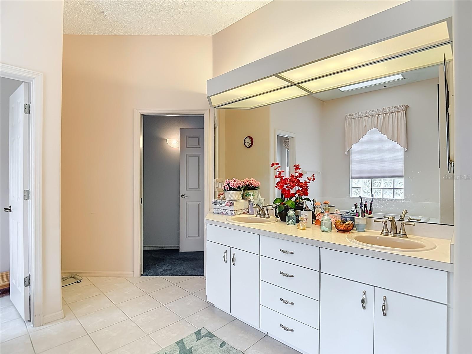 8410 MAYBELLE DR, WEEKI WACHEE, FL, 34613