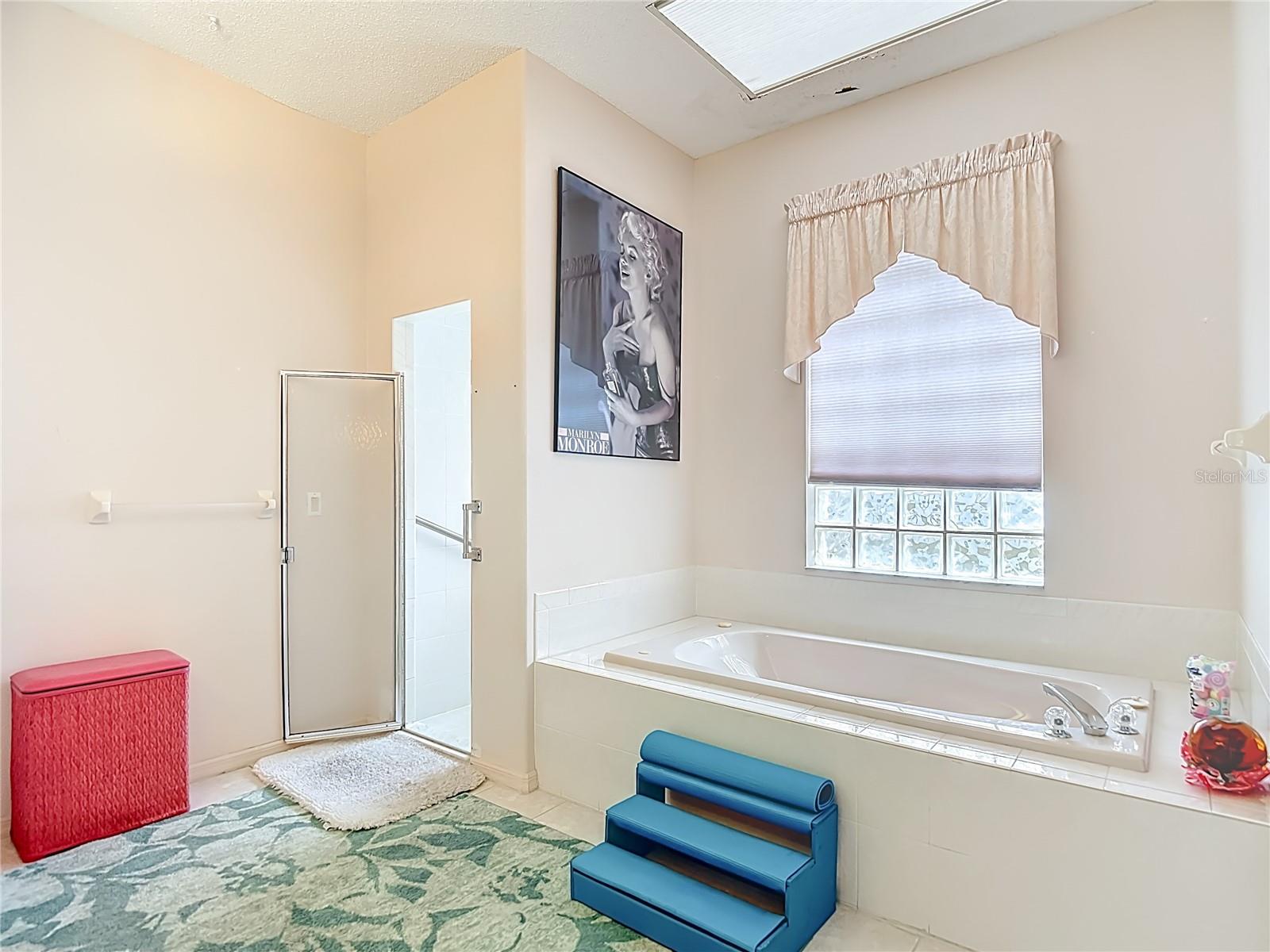 8410 MAYBELLE DR, WEEKI WACHEE, FL, 34613