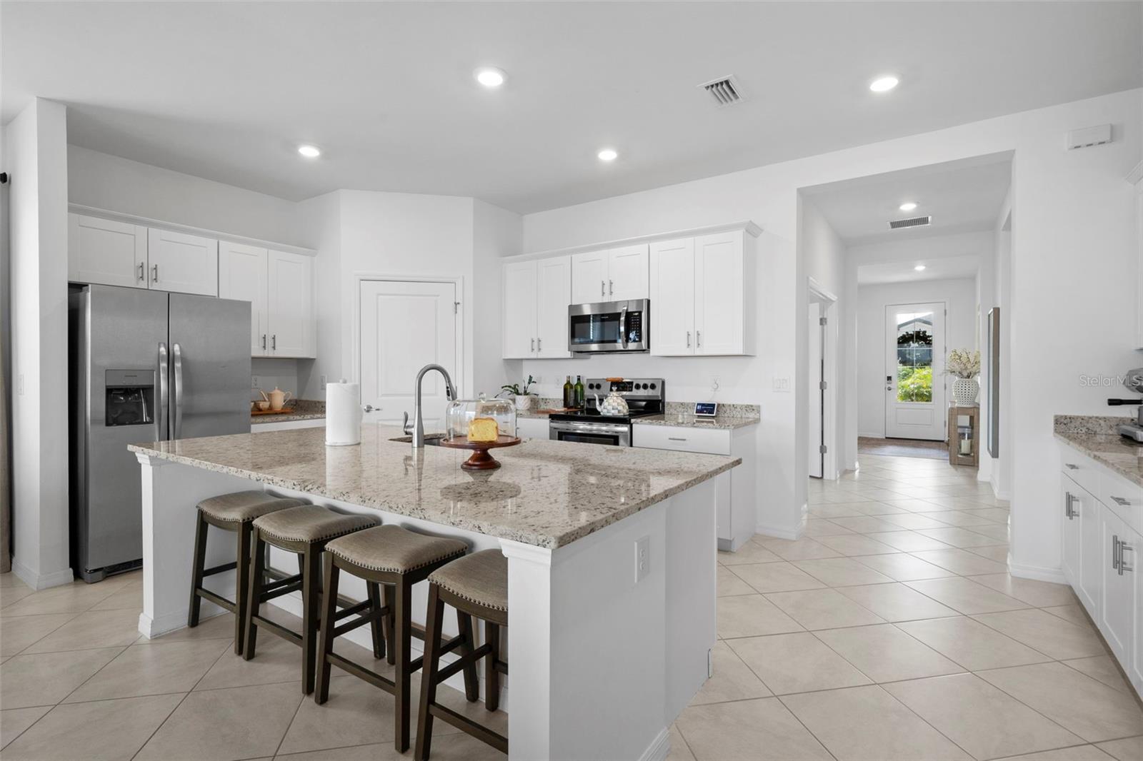 1889 SADDLEWOOD CIR, PORT CHARLOTTE, FL, 33953