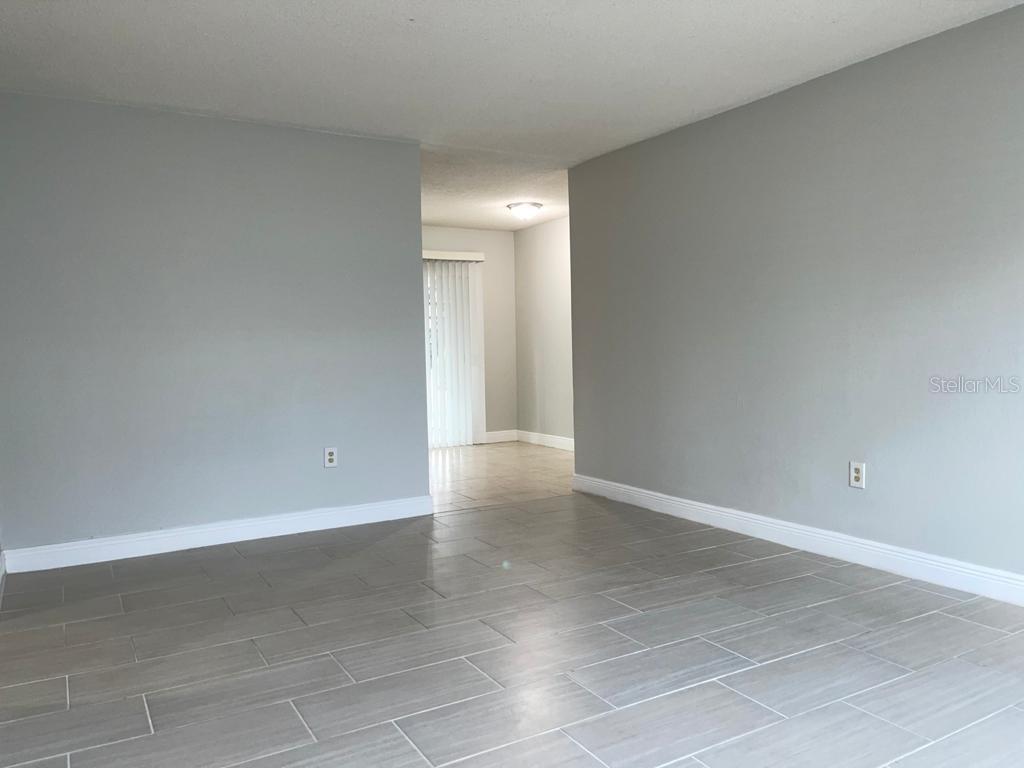 5325 CURRY FORD RD #B101, ORLANDO, FL, 32812