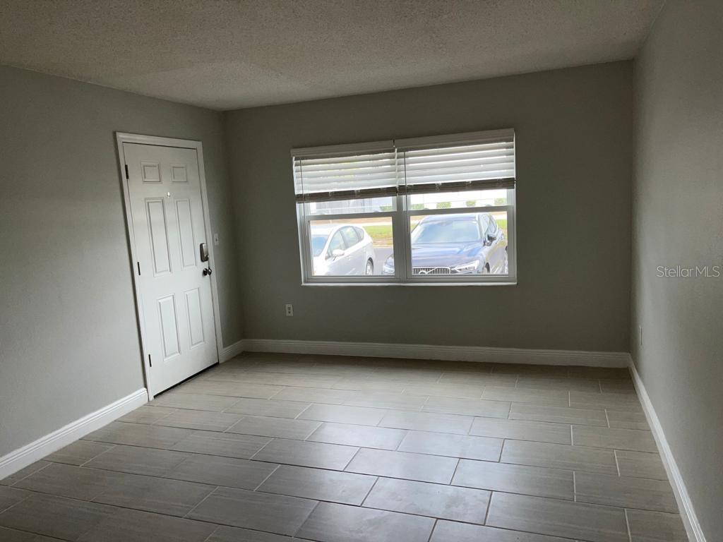 5325 CURRY FORD RD #B101, ORLANDO, FL, 32812