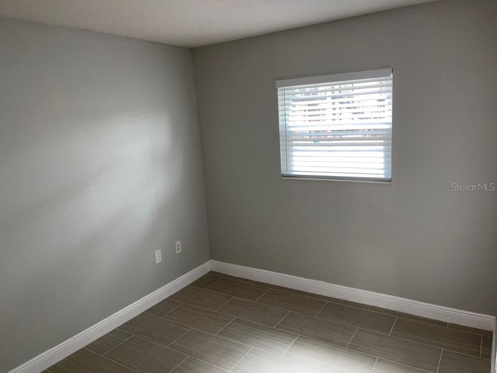 5325 CURRY FORD RD #B101, ORLANDO, FL, 32812