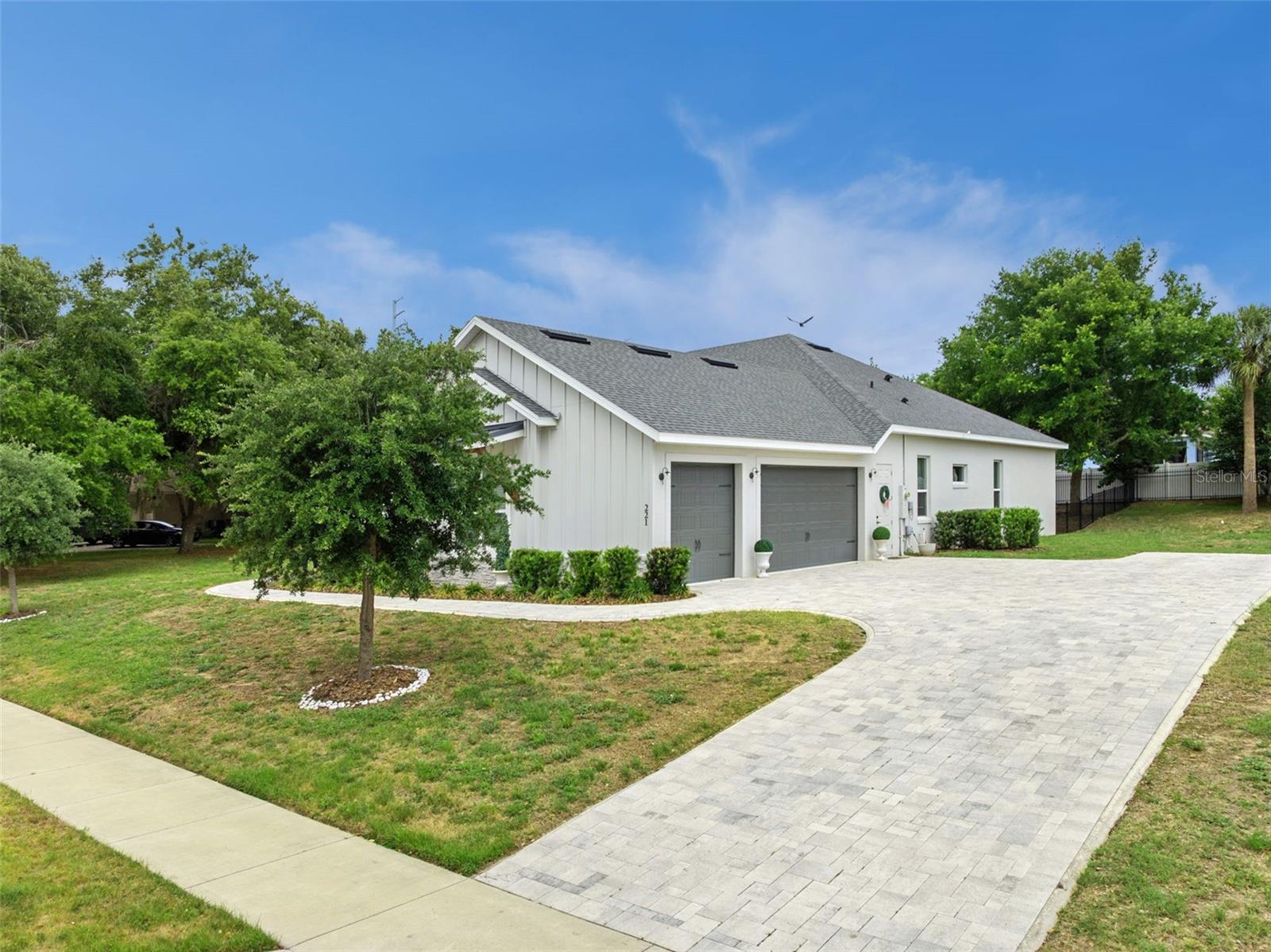 221 TWO LAKES LN, EUSTIS, FL, 32726