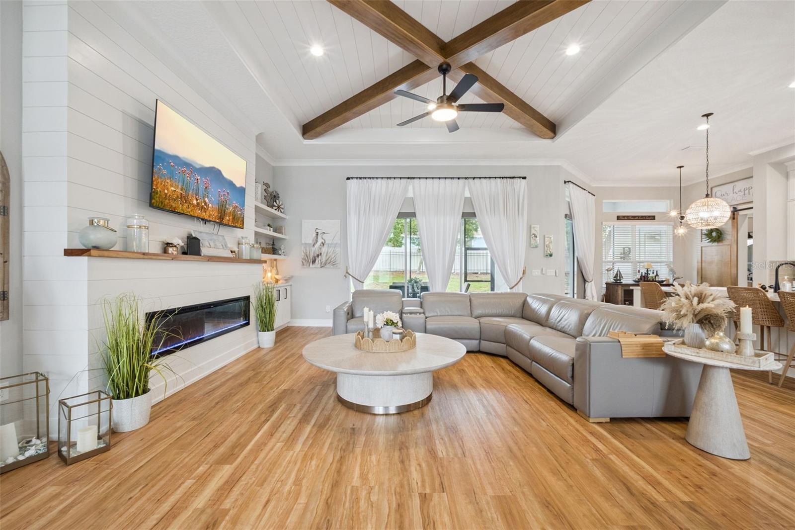 221 TWO LAKES LN, EUSTIS, FL, 32726