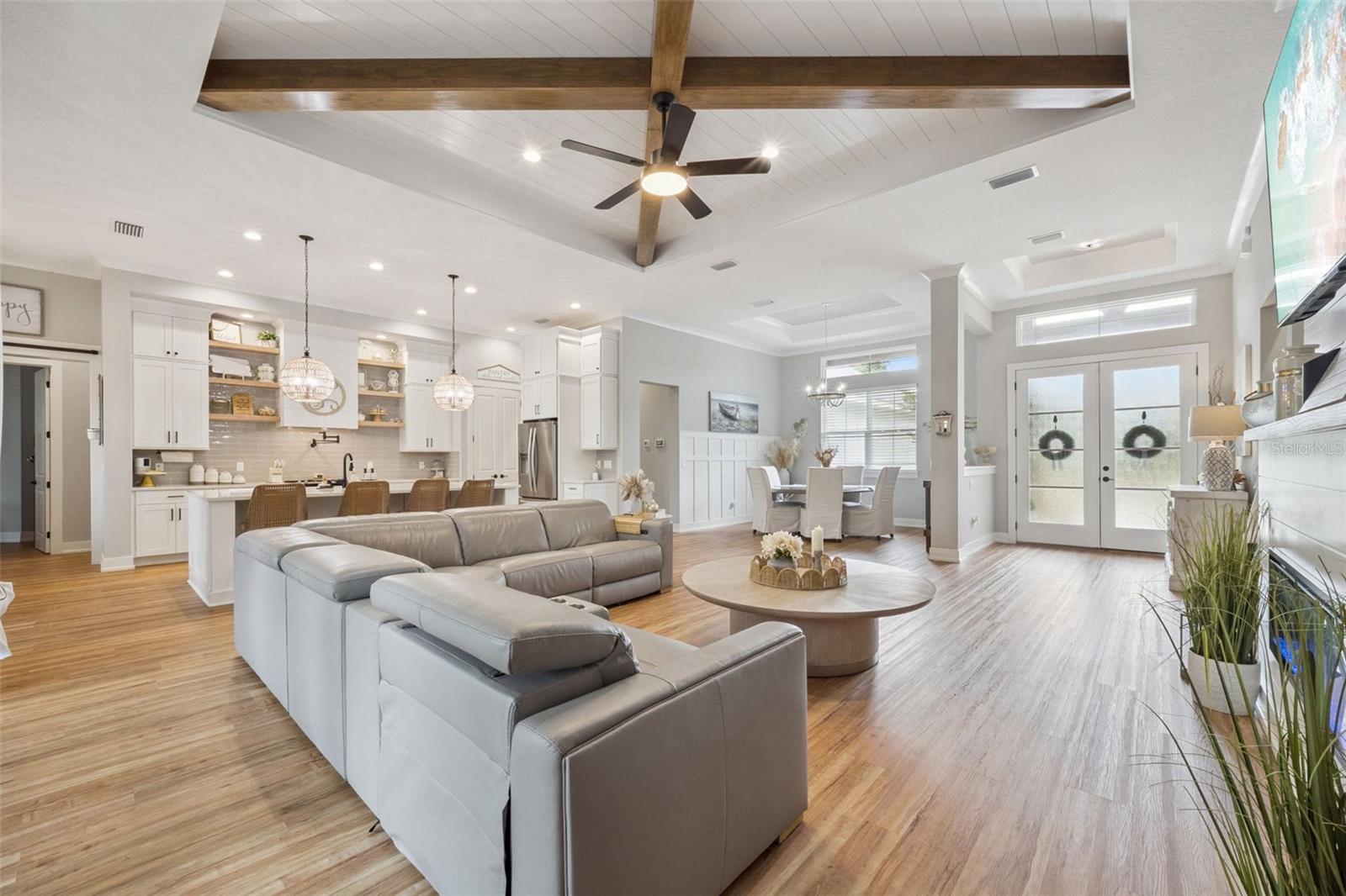 221 TWO LAKES LN, EUSTIS, FL, 32726