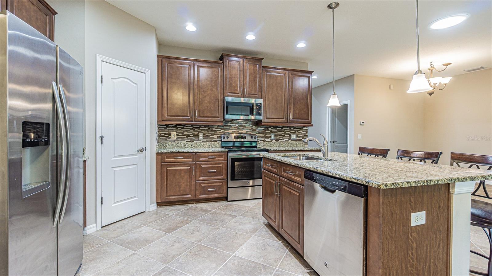 9936 GAP WEDGE DR, SAN ANTONIO, FL, 33576