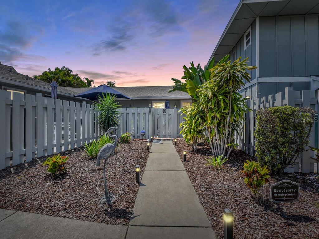 4263 ISLAND CIR #D, FORT MYERS, FL, 33919