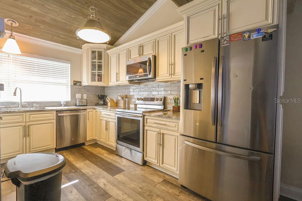 11001 SE SUNSET HARBOR RD #B10, SUMMERFIELD, FL, 34491