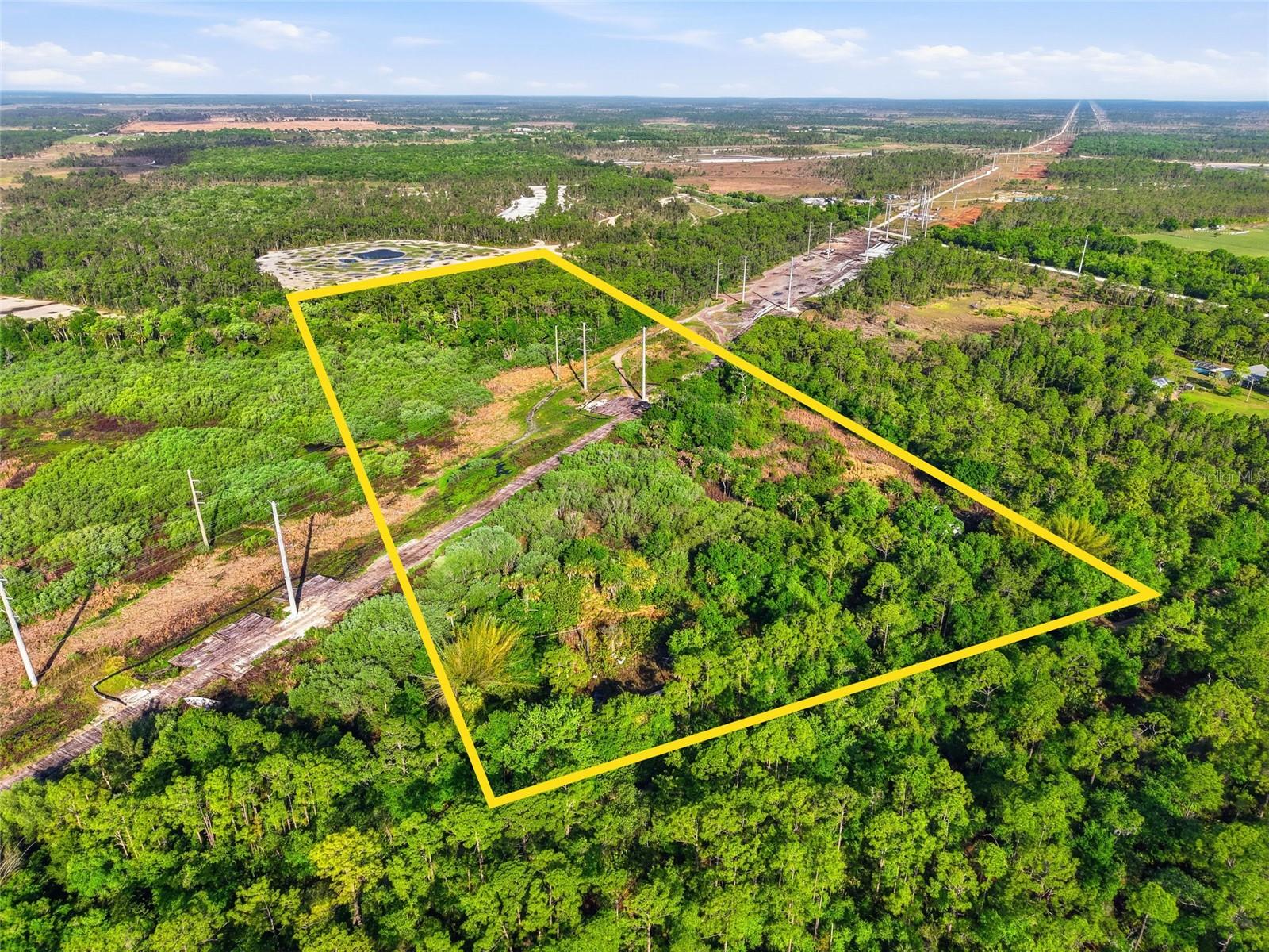 22811 WILLIAMS DR, NORTH FORT MYERS, FL, 33917