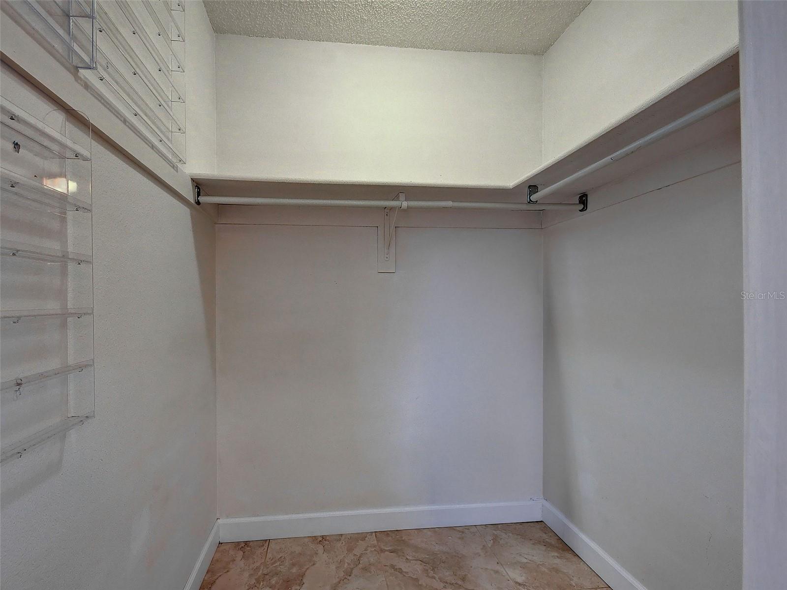 1337 WHISPERING LN, VENICE, FL, 34285