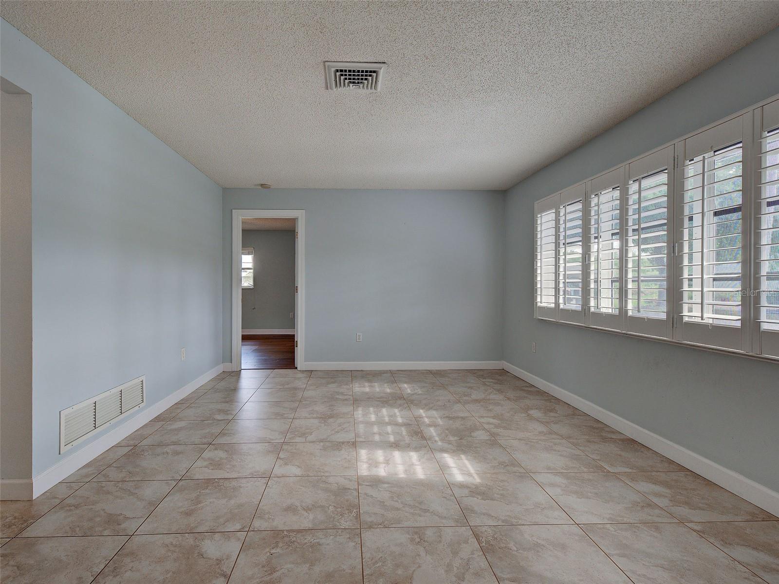 1337 WHISPERING LN, VENICE, FL, 34285