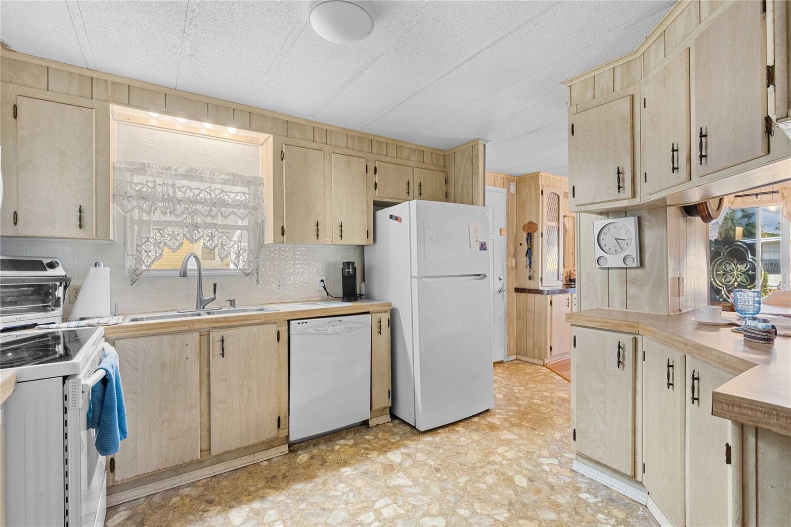 7135 EL DEWITT ST, ZEPHYRHILLS, FL, 33541