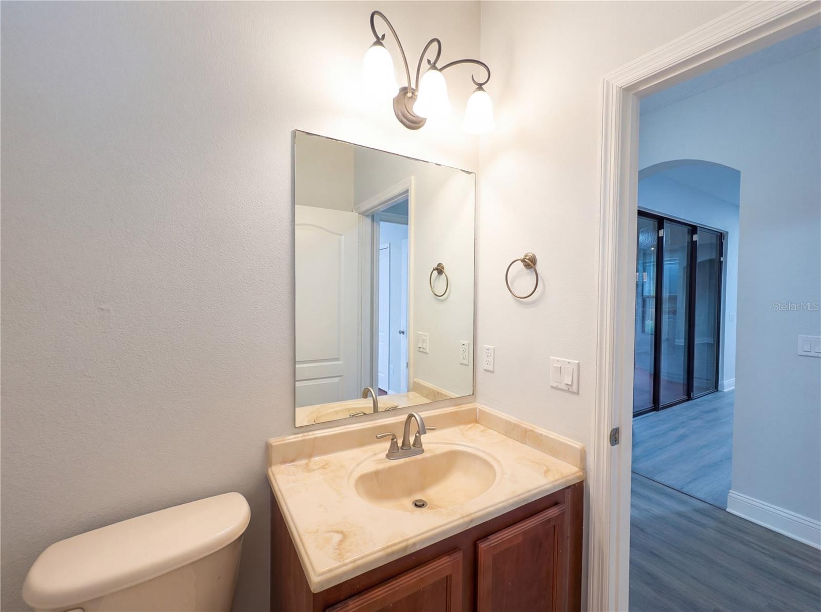 216 BLUE CRYSTAL DR, DELAND, FL, 32720
