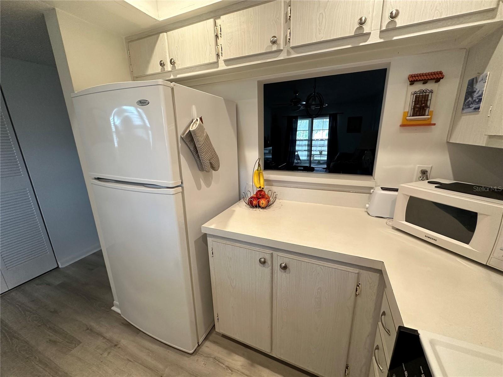 204 46TH AVENUE TER W #410, BRADENTON, FL, 34207