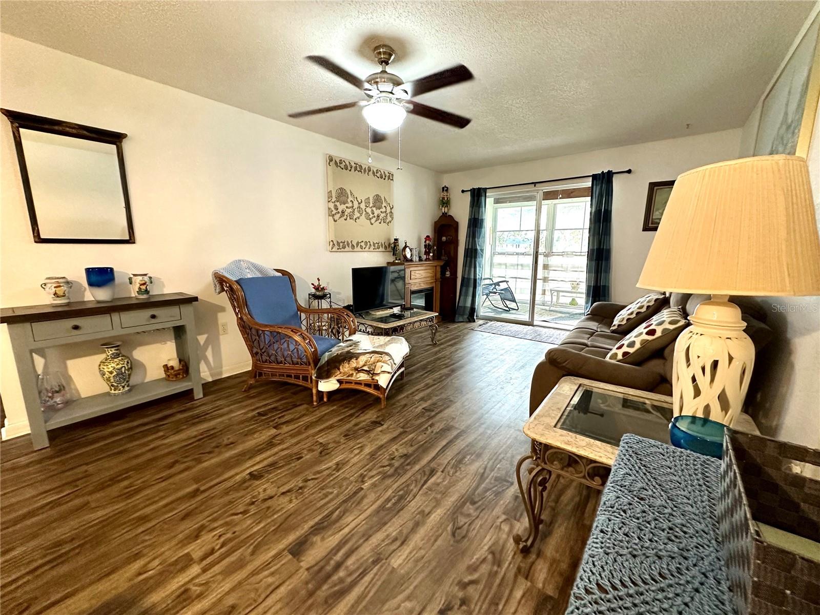 204 46TH AVENUE TER W #410, BRADENTON, FL, 34207