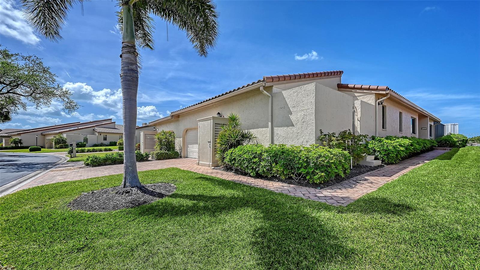 HARBOUR OAKS 2, LONGBOAT KEY, FL, 34228