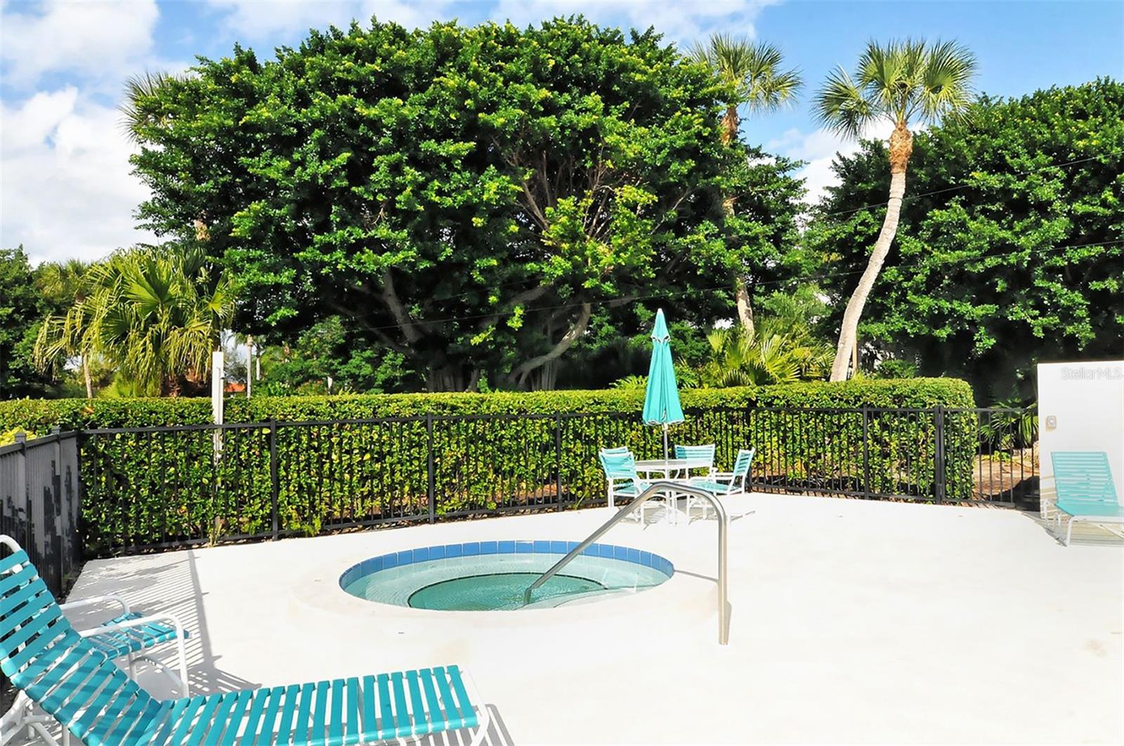 HARBOUR OAKS 2, LONGBOAT KEY, FL, 34228