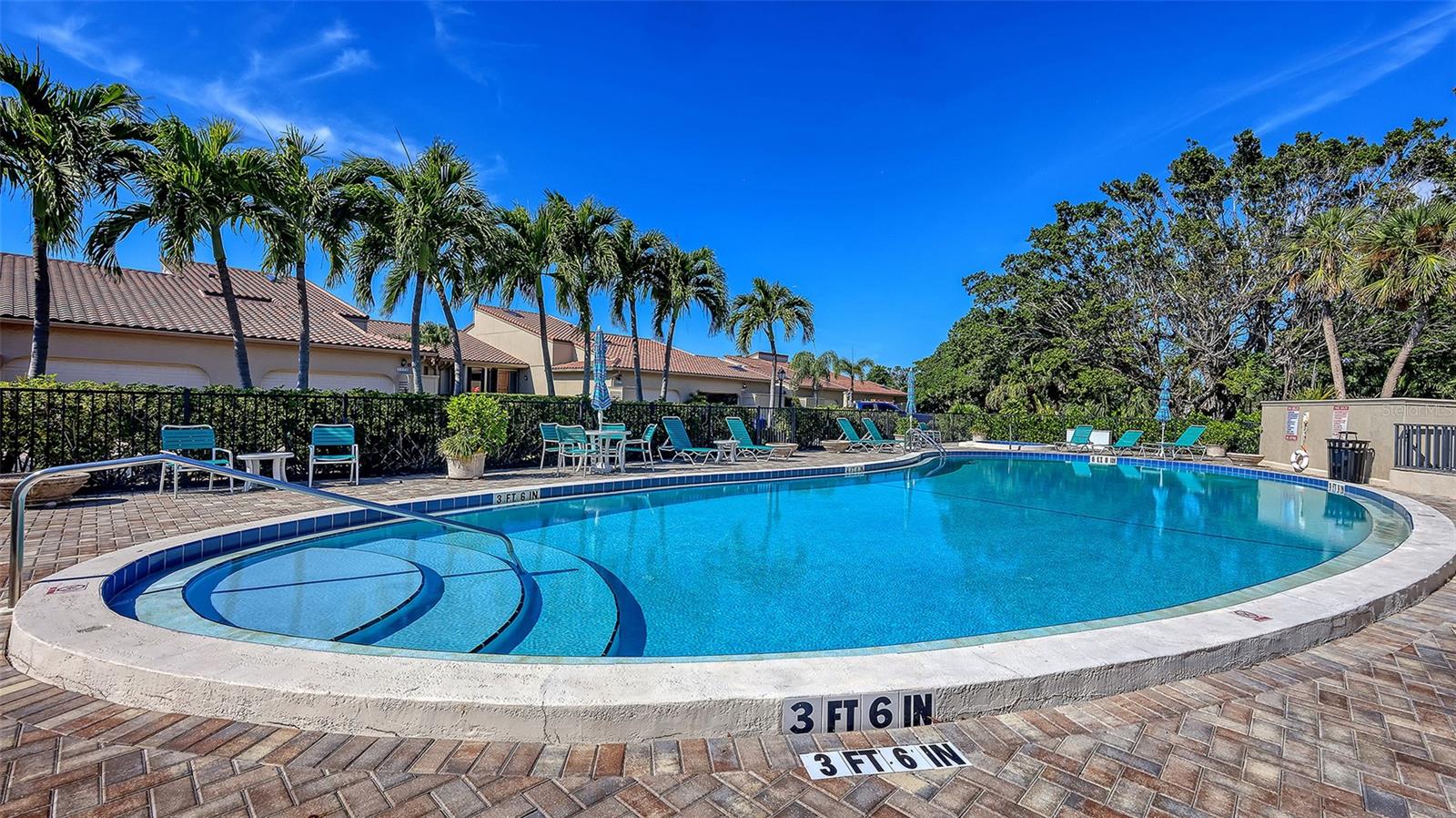 HARBOUR OAKS 2, LONGBOAT KEY, FL, 34228