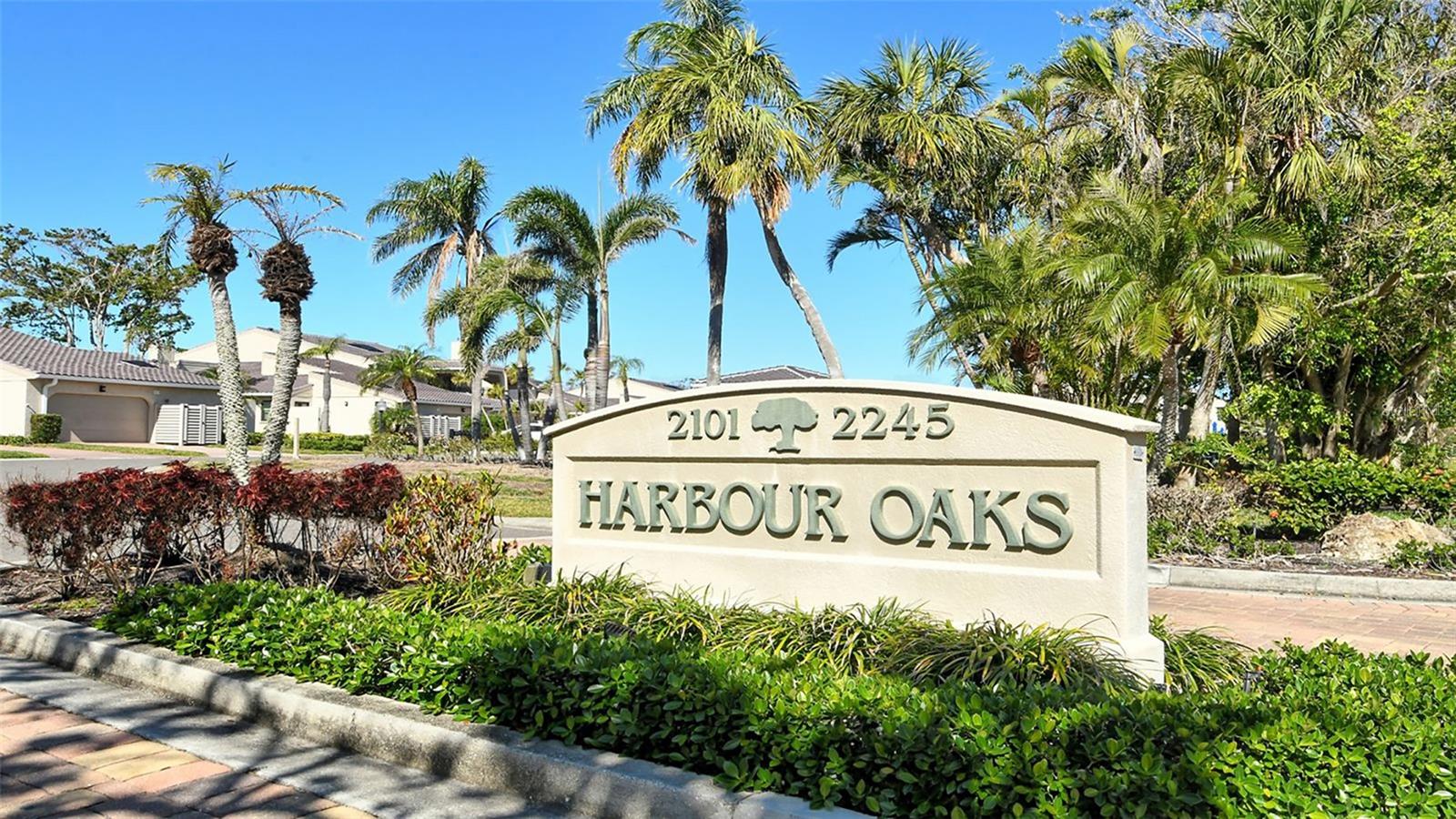 HARBOUR OAKS 2, LONGBOAT KEY, FL, 34228
