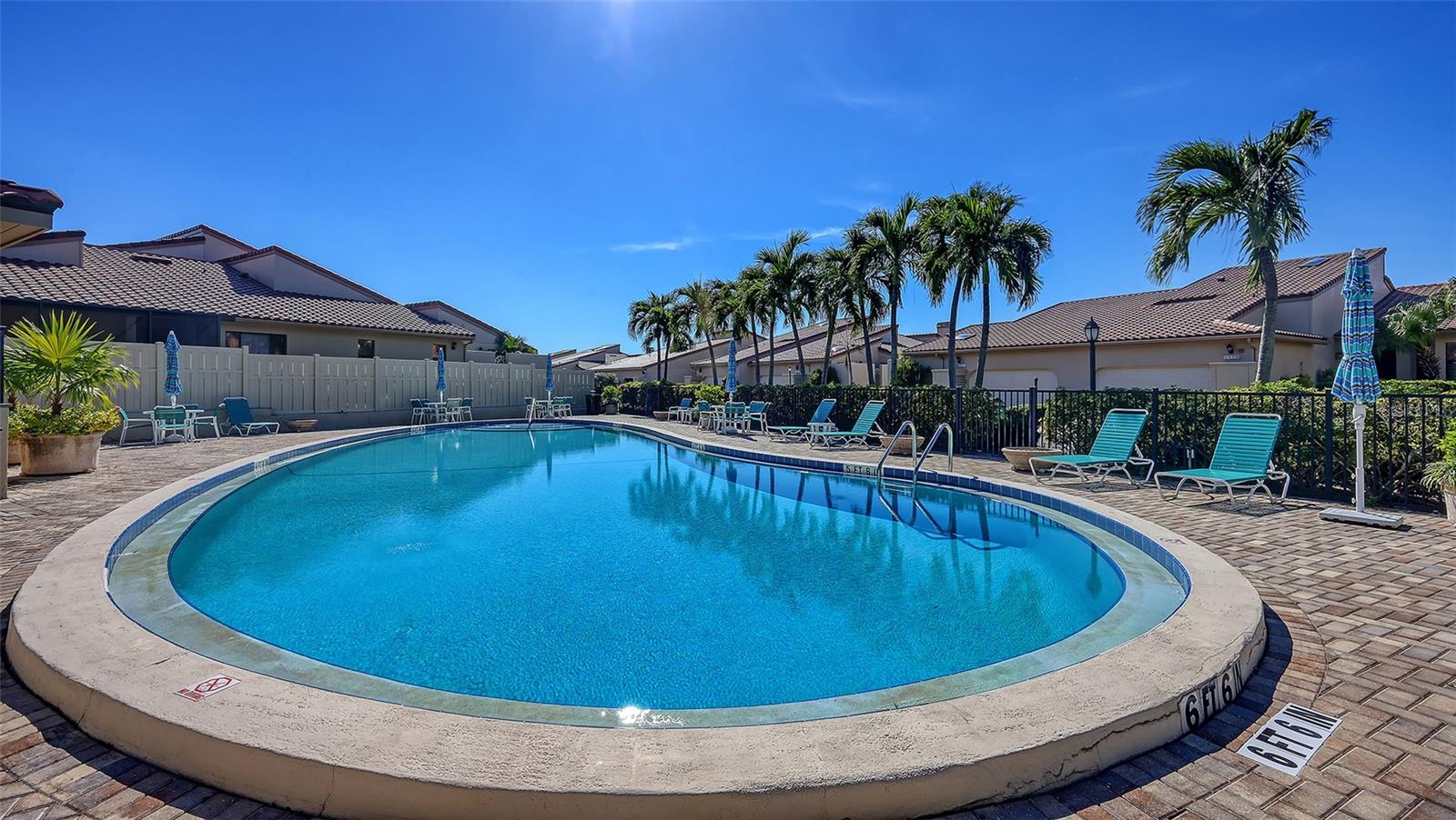 HARBOUR OAKS 2, LONGBOAT KEY, FL, 34228