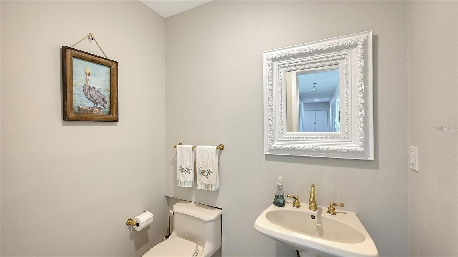 HARBOUR OAKS 2, LONGBOAT KEY, FL, 34228
