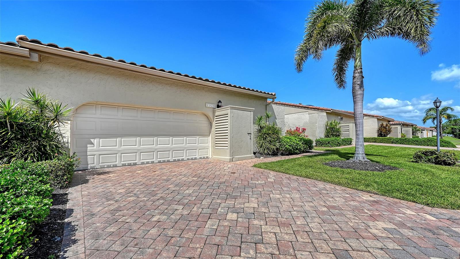 HARBOUR OAKS 2, LONGBOAT KEY, FL, 34228