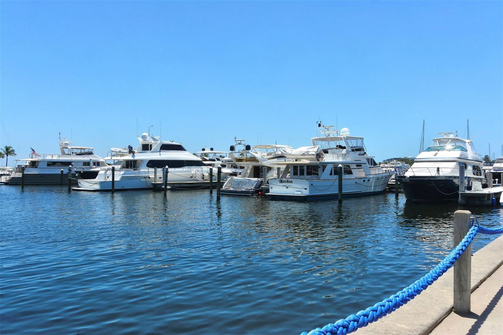 HARBOUR OAKS 2, LONGBOAT KEY, FL, 34228